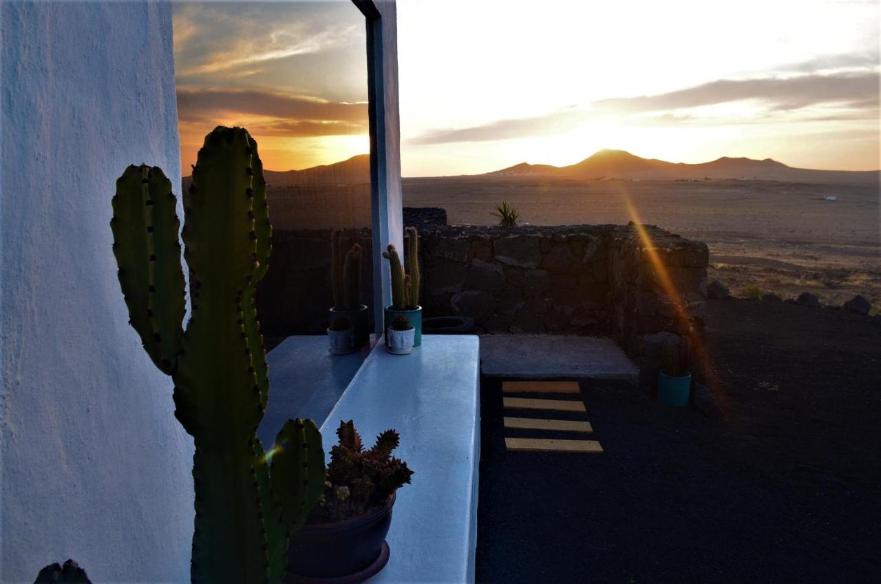 El Refugio Apartment Famara Bagian luar foto